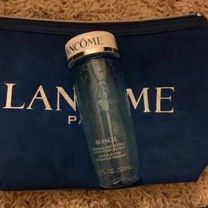 NWOT Lancôme eye makeup remover & blue case
